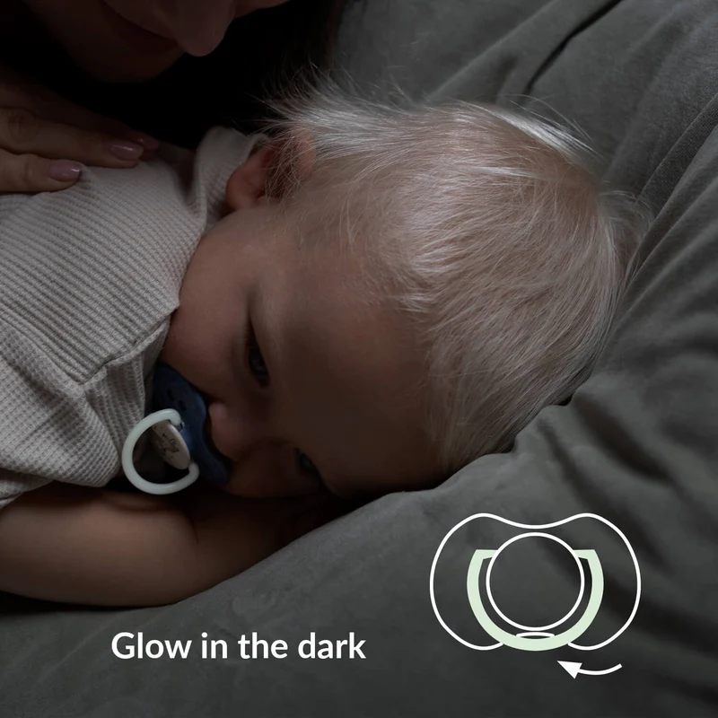 Difrax | Fopspeen Dynamisch Night & Day Boy Vos +18M 2-pack