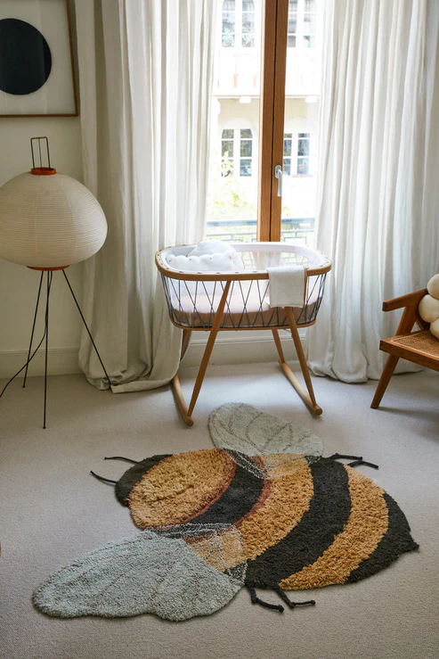 Lorena Canals | KAMERTAPIJT, bee, bij, figuur bij, katoen, wasbaar 30°, 115x150 cm