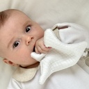 Living Nature | Fopspeendoekje Little Star in losange wit