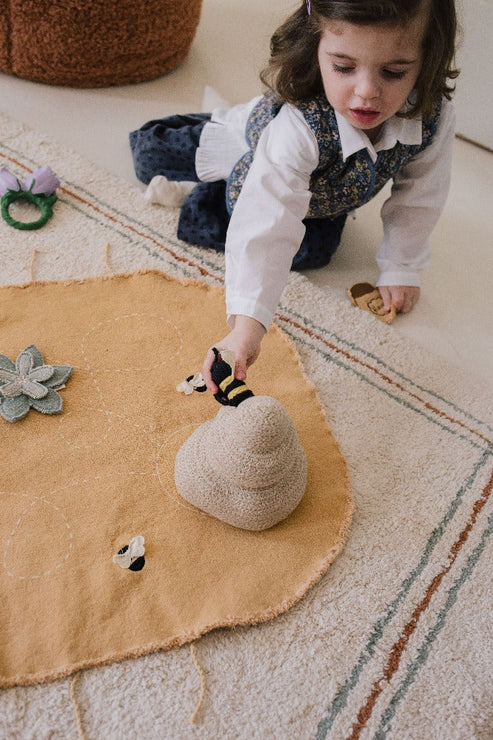 Lorena Canals | Green Toy Set From Nectar To Honey 50x65cm