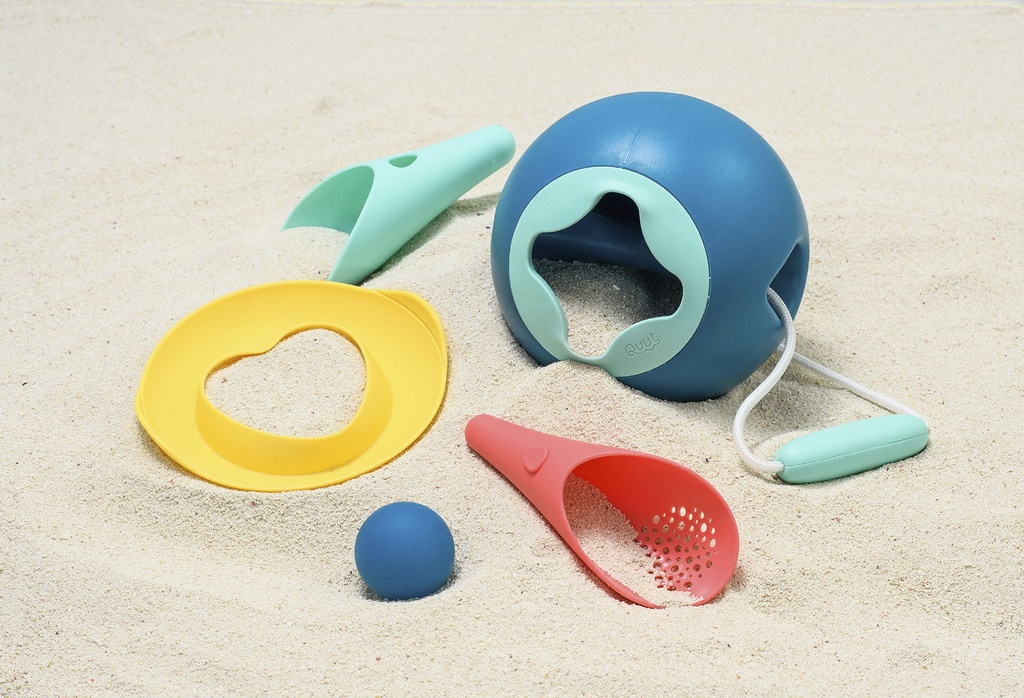 Quut strandset Mini Ballo + Cuppi + Shaper