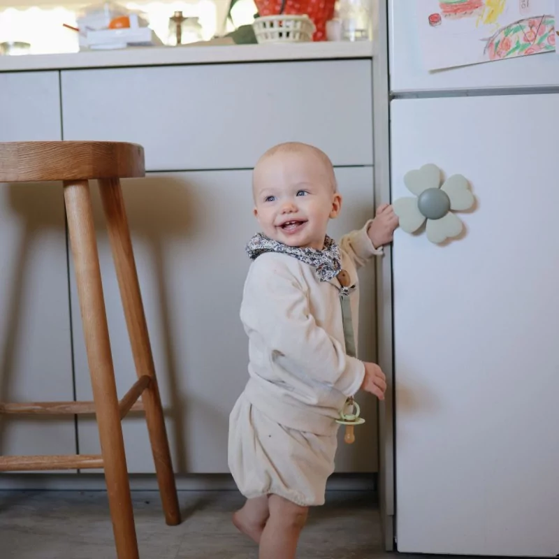 Mushie | Speelgoed vr Eetstoel Lucky Suction Spinner 