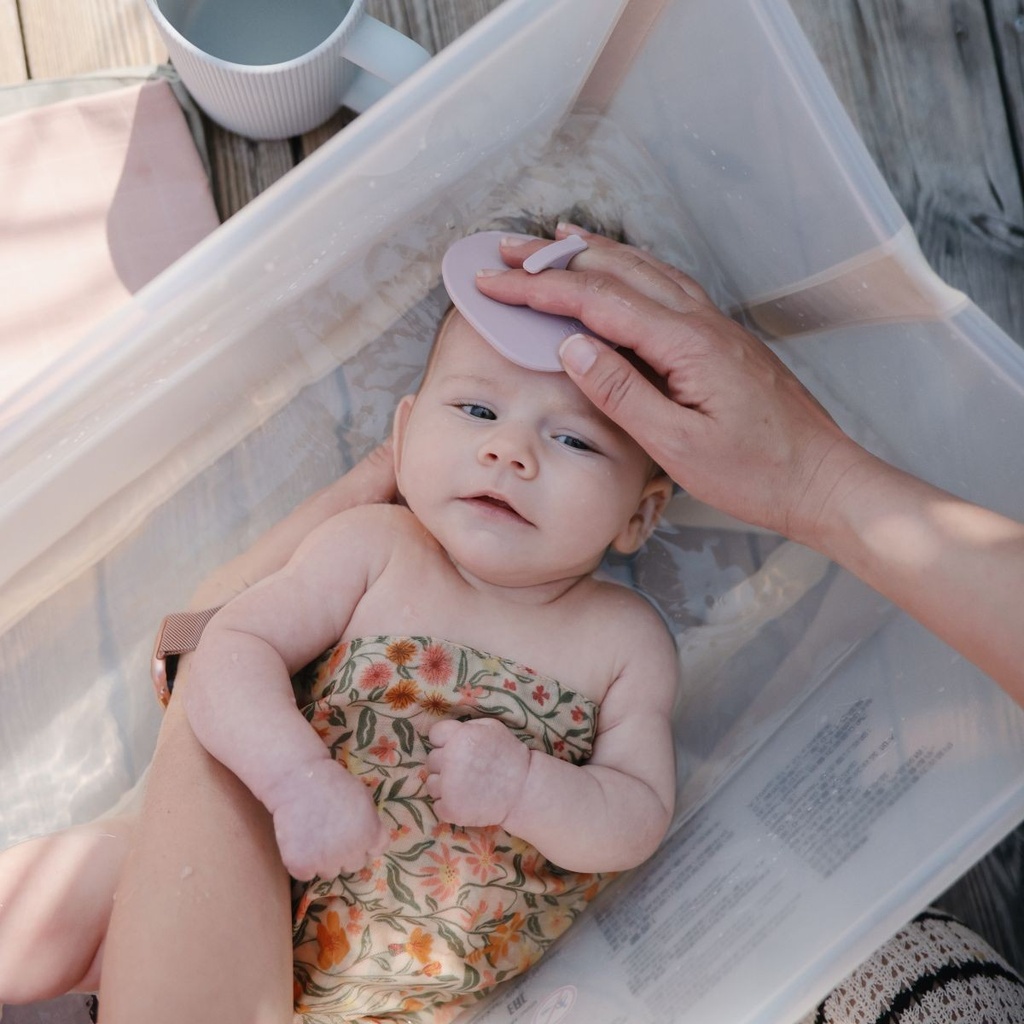 Mushie | Borstel Cradle Cap Brush SiIlicone Rose/Soft Lilac 2-pack