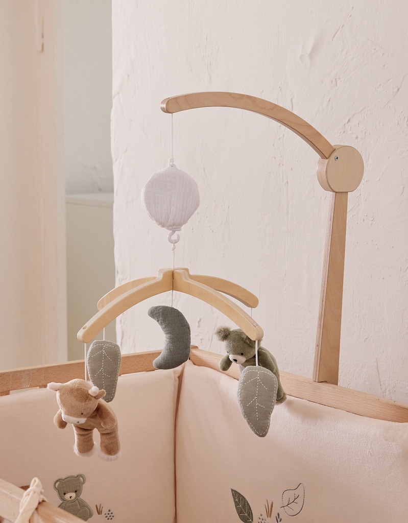 Noukies | Muziekmobiel Fluffy Houten Arm Fluffy, Orso & Lilly