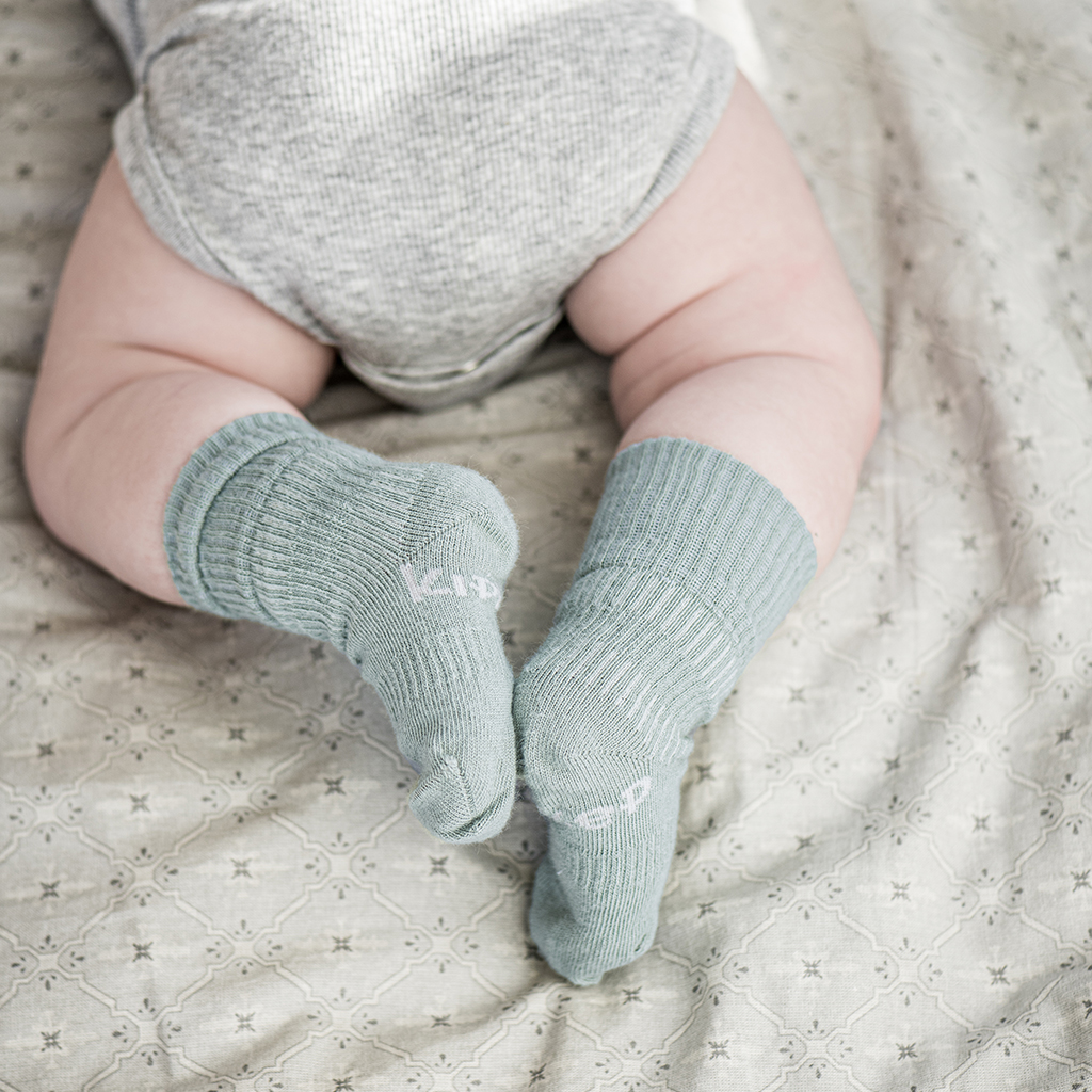 Kipkep | Kousen Stay On Pale Green