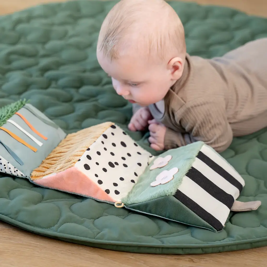 Done by Deer | Speelgoed Park Tiny Farm Fold-out Sensory Mirror