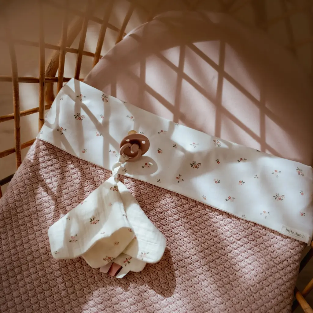 Little Dutch | Deken Ledikant Pure Blossom Gebreid 110x140cm