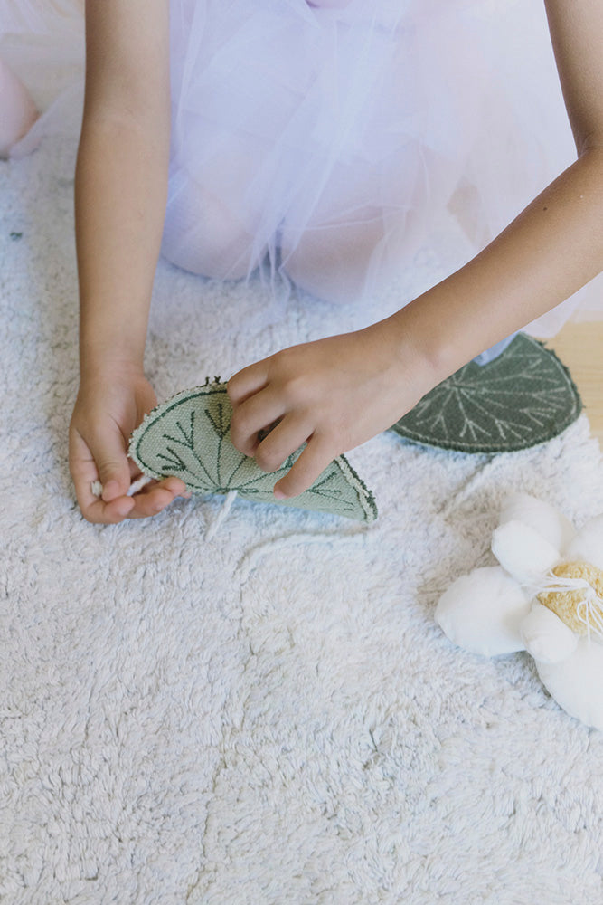 Lorena Canals | Speeltapijt Swan Lake 130x170cm 