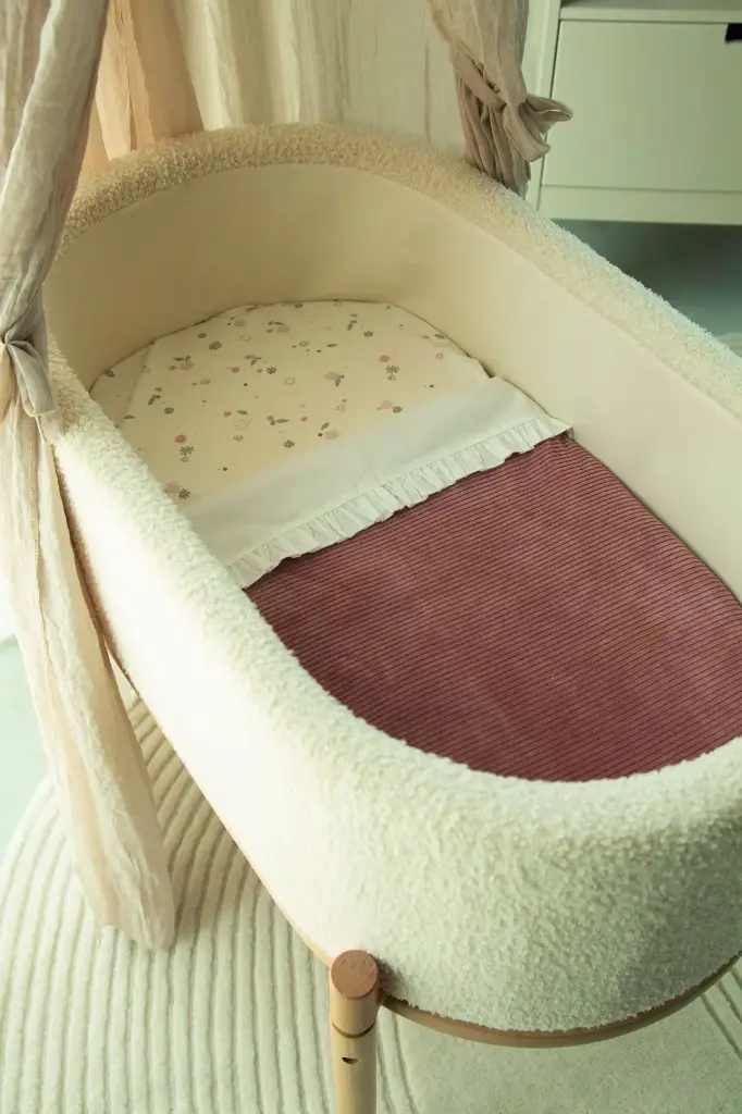 Witlof for Kids | Hoeslaken Bed Vintage Flowers 60x120cm