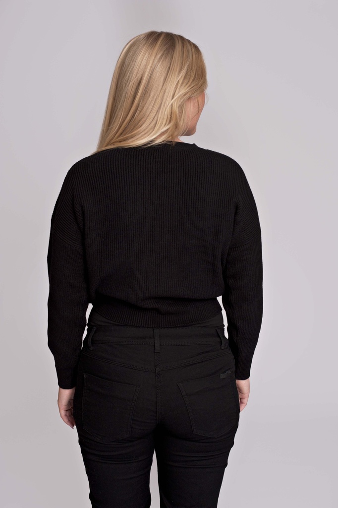 Love2Wait | Pull Cropped Black One Size