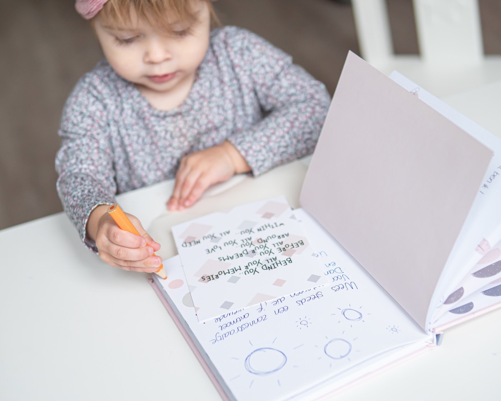 Jep Kids | Boek Babyboek Kastanje 