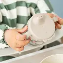 Done By Deer | Drinkbeker Celebration Sand Handvaten Drinktuit Learning Spout Ecru