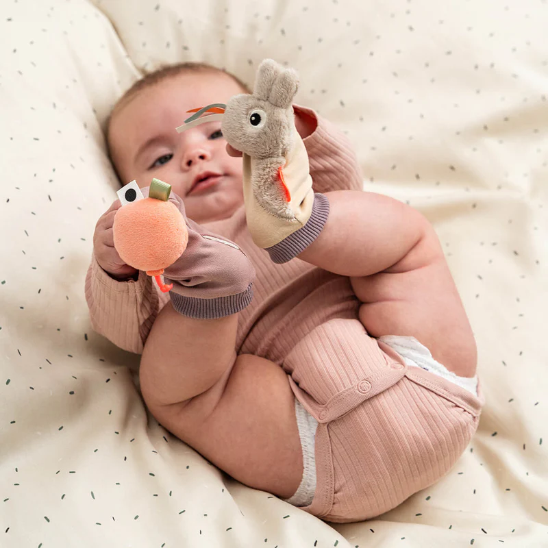 Done by Deer | Rammelaar Playground Sand Sokken Rattle Socks