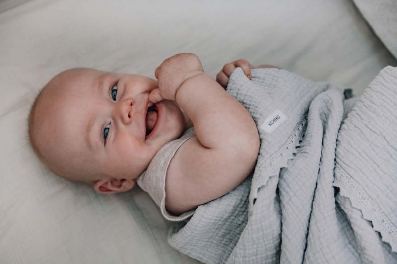 Koeka | Deken Wieg Lace Elba Stone 75x100cm