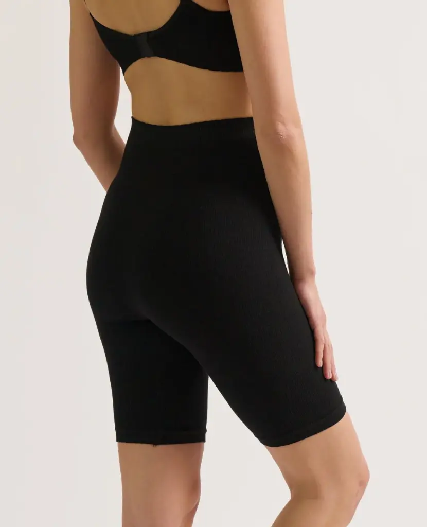 Cache Coeur | Short Zoe Seamless Mid Thigh Black