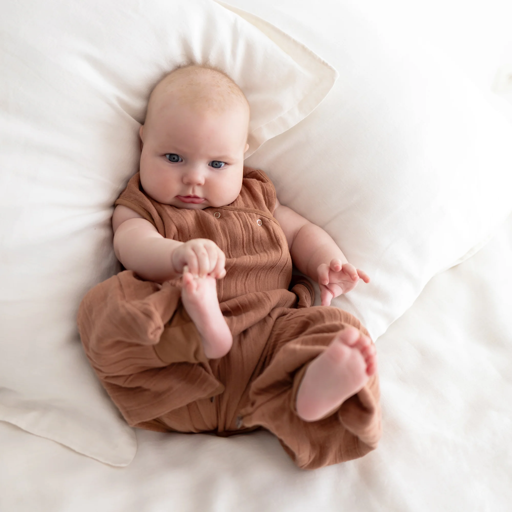 Bemini | Slaapzak Magic Bag Swaddle Moka Bruin 0.5TOG 4-12m 