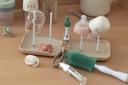 Beaba | Reinigingsset Multifunctioneel Draagbaar Droogrek/Flessenborstel/Accessoireset Clay 