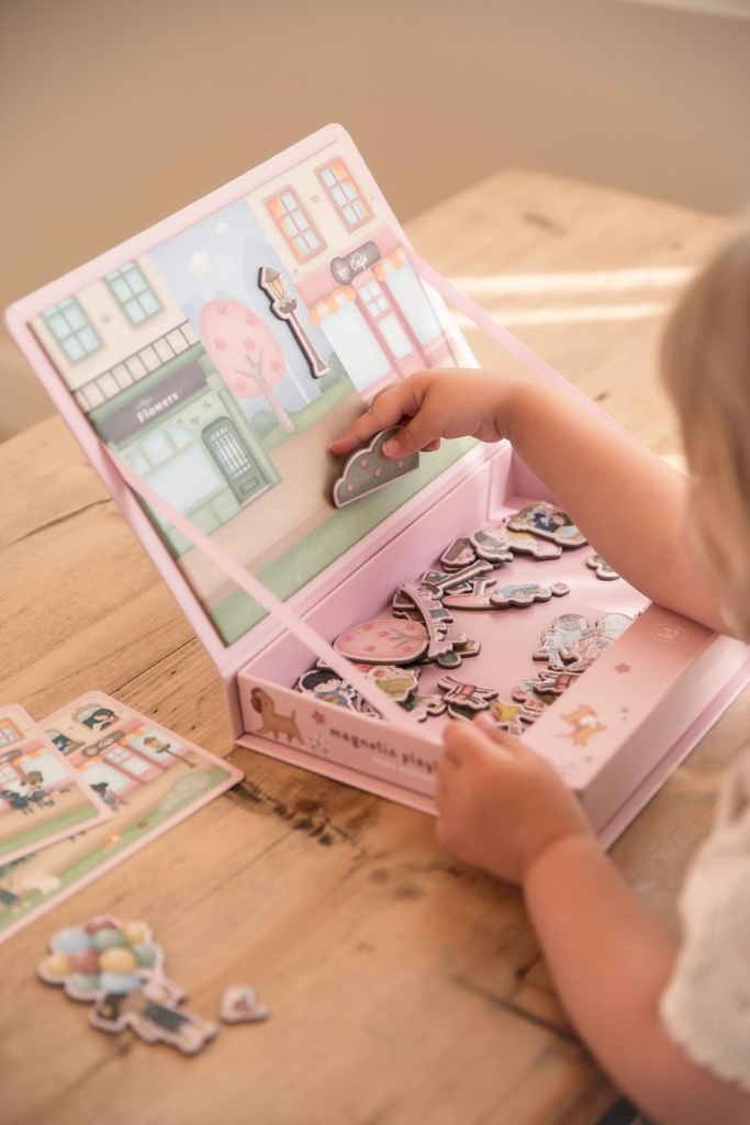 Little Dutch | Puzzel Rosa’s Winkelstraat Magnetisch Speelbord +36m