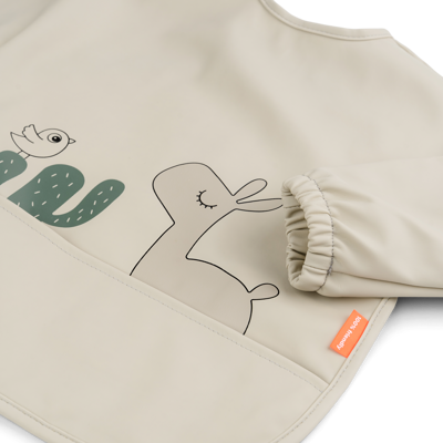 SLABBETJE, Sleeved Pocket Bib, Lalee, sand, velcrosl., 72x34cm, met mouwen, kruimelv., waterdicht, 1 stuk(s), 24