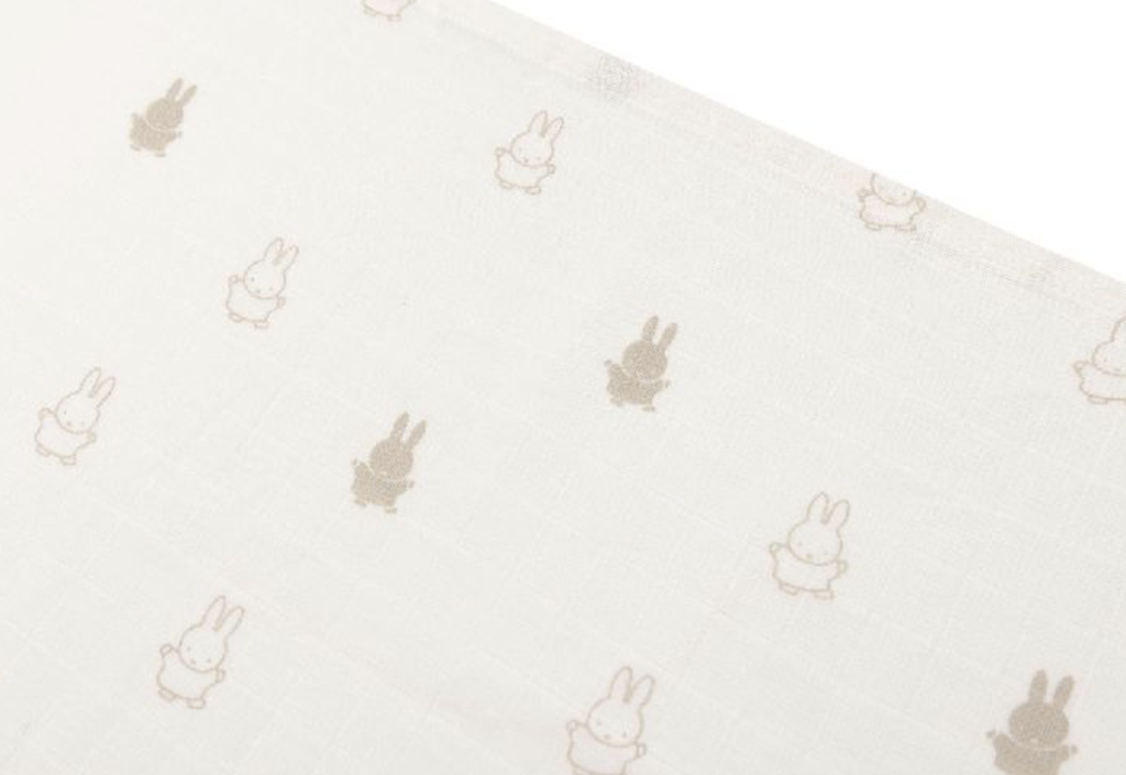 TETRA DOEK, 70x70cm, Small, Happy Miffy nougat, all over nijntje print, handdoek/luierdoek, 3 stuk(s), 2023