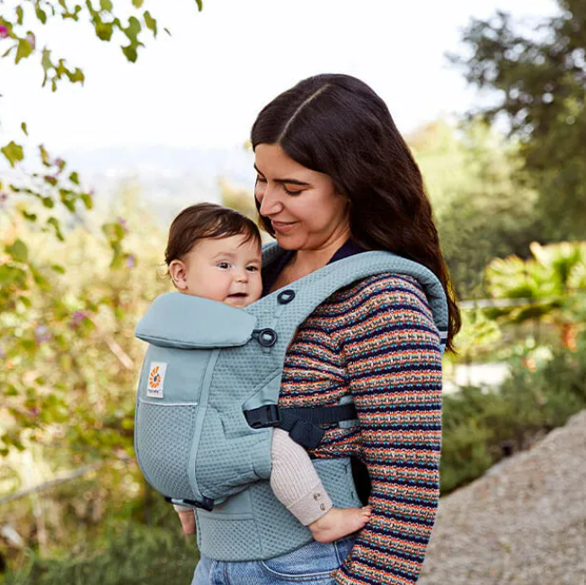 ErgoBaby | Babybuidel Adapt Soft Flex Mesh Slate blue 3.2 kg tot 20.4 kg