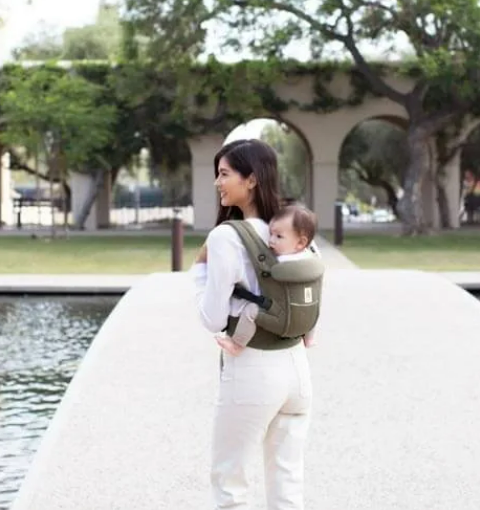 Ergobaby | Babybuidel Adapt Soft Flex Mesh Olive Green 3.2 kg tot 20.4 kg