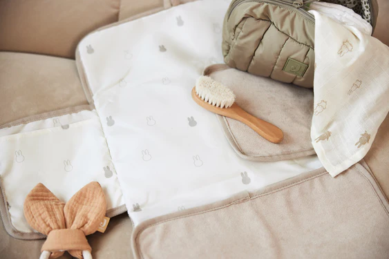 Jollein | Luiermatje Miffy nougat, bruin, uni/print nijntje, herbruikbaar, open 70x71cm, VJ2024