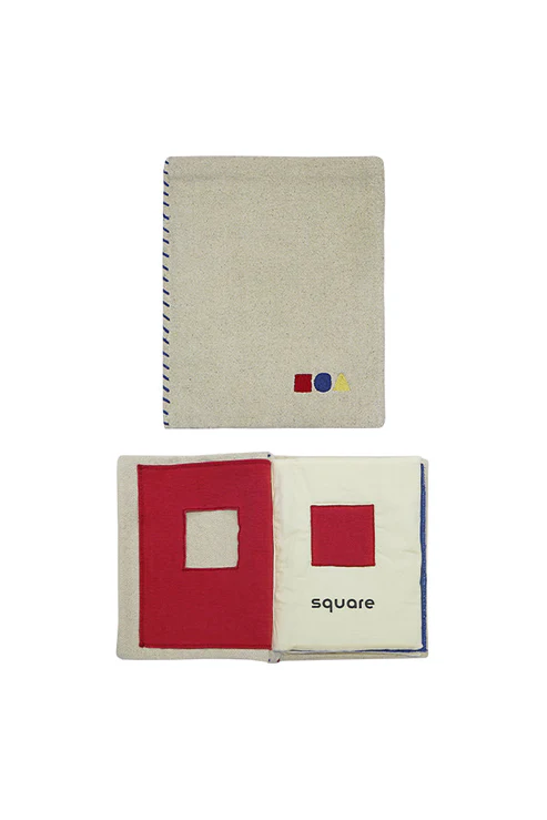 Lorena Canals | Textile Book Bauhaus 22 x 28 cm