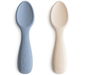 Mushie | Lepel Starter Baby Spoon Silicone Tradewinds/Shifting Sand 2-pack
