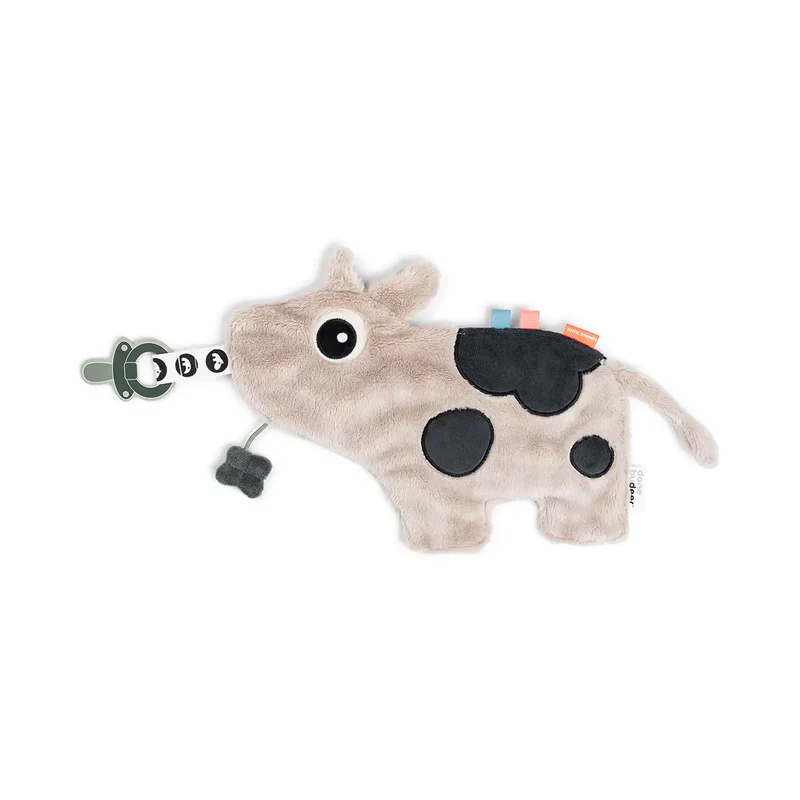 Done by Deer | Fopspeendoekje Dotti Sand Koe Cozy Friend