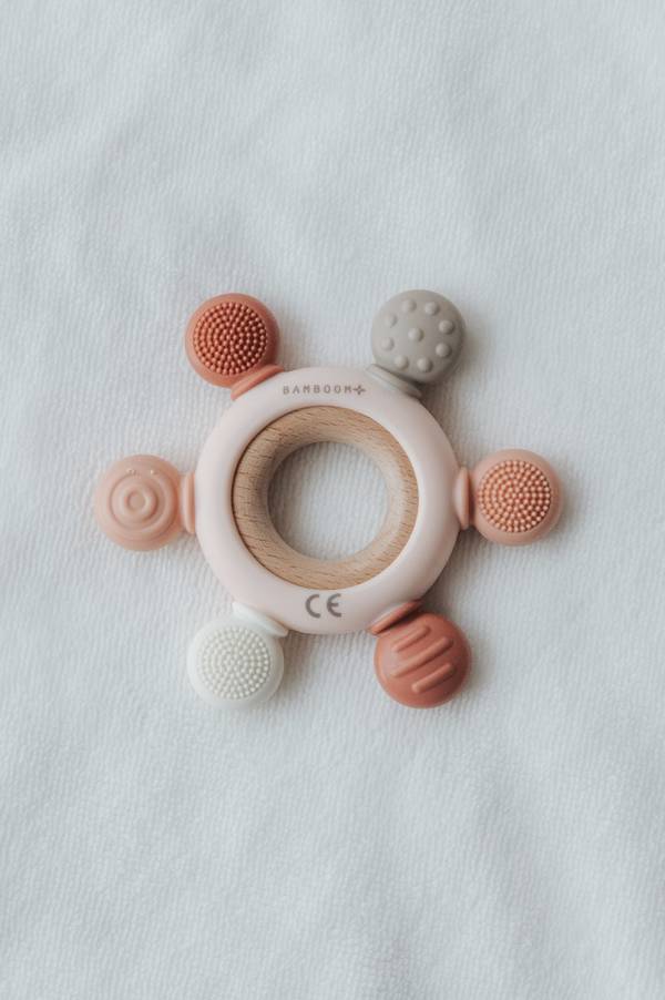 Bamboom | Bijtring Hout en Siliconen Pink
