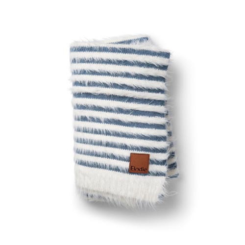 Elodie | Deken Furry Knit Berry Blue Blauw
