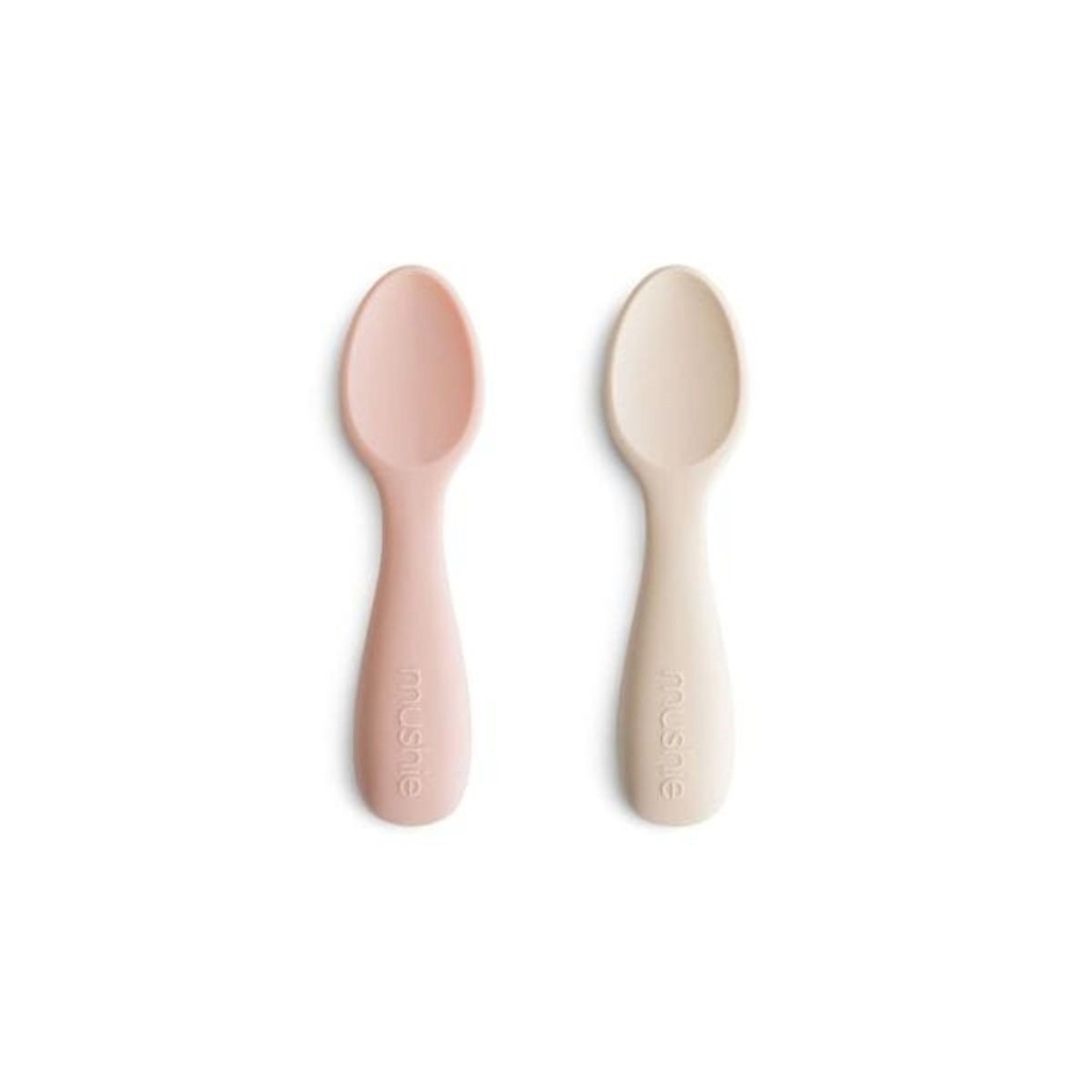 Mushie | Lepel Starter Baby Spoon Silicone Blush/Shifting Sand 2-pack