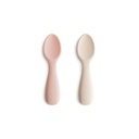 Mushie | Lepel Starter Baby Spoon Silicone Blush/Shifting Sand 2-pack