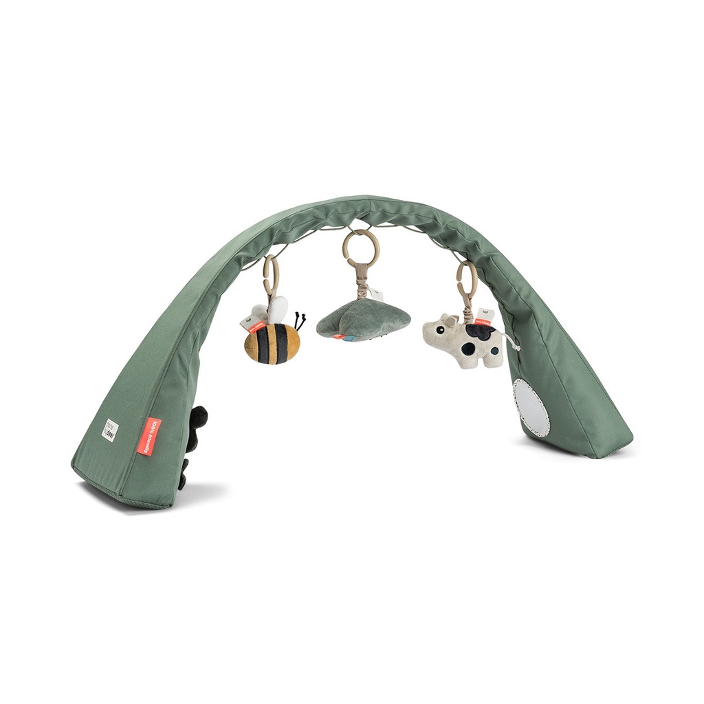 Done by Deer | Speeltapijt Tiny Farm met Speelboog Groen