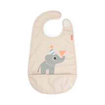Done by Deer | Slabbetje Celebration Bib Velcro met Kruimelvanger Sand 