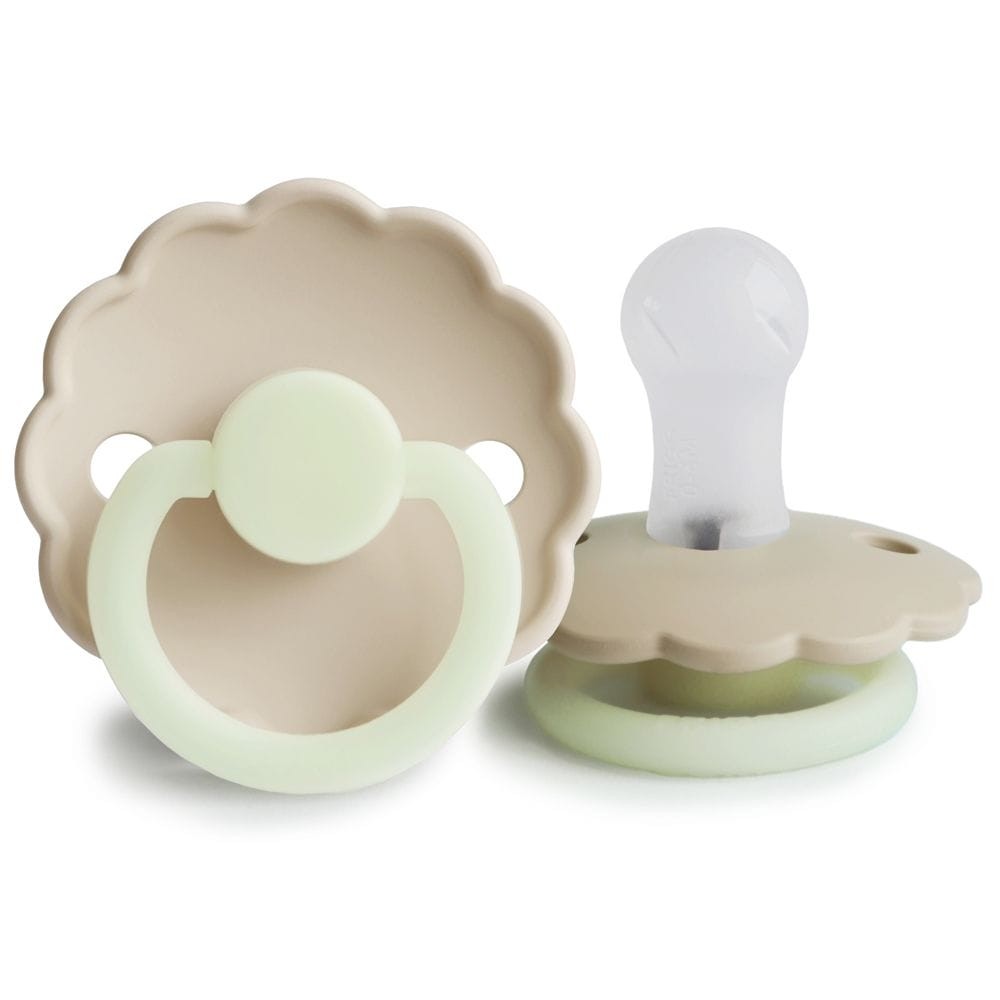 Frigg | Fopspeen Daisy Night Cream/Croissant Siliconen Speen Ortho/Physio Glow in the Dark T1 0-6m 2-pack 