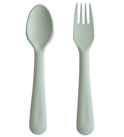 Mushie | Bestek Fork & Spoon Sage 