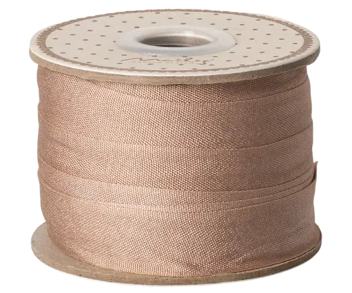[559464] Maileg | Ribbon, W: 18 mm x L: 10 m - Soft brown