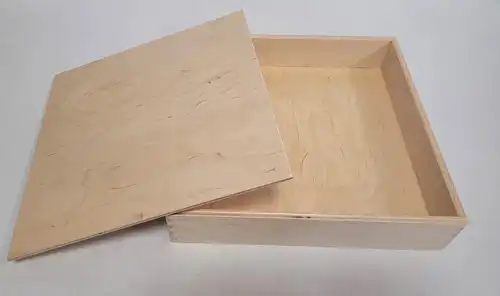 [569395] Alexander Toys | Wooden Play Box with Lid 25x25x5cm
